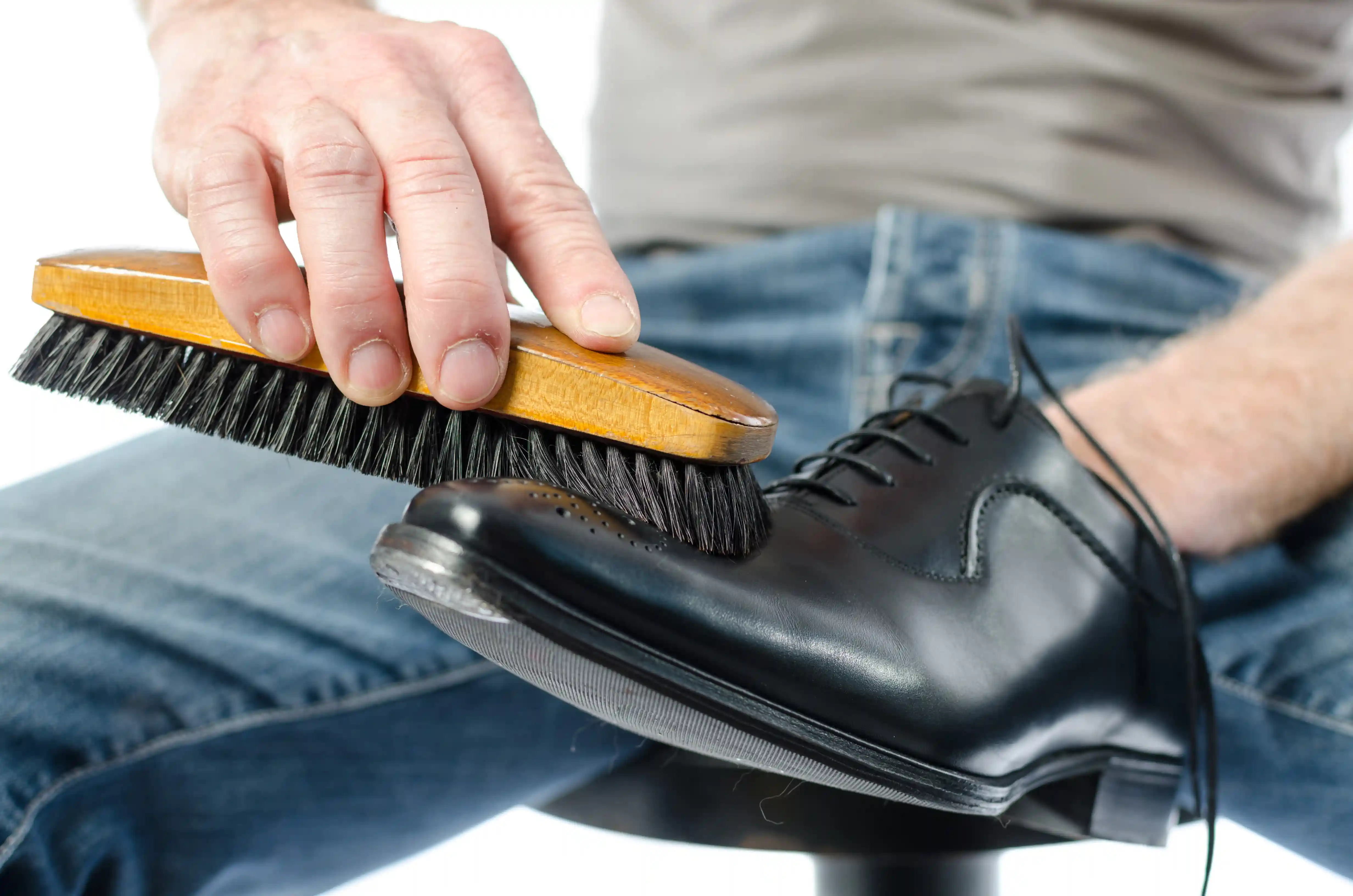 A Day in the Life of a NYC Shoe Shiner