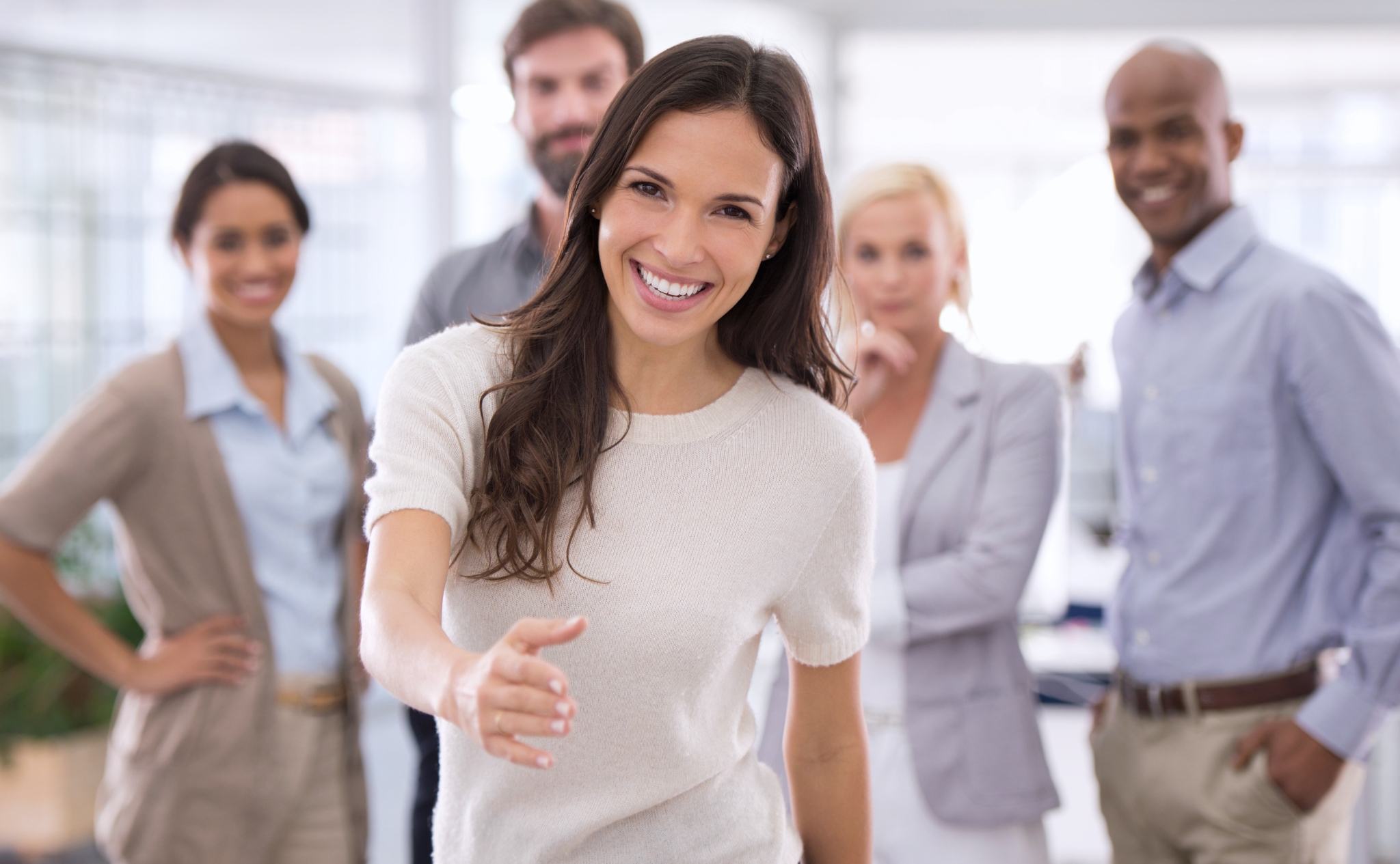 Introducing Yourself and Others - Basic English Lesson