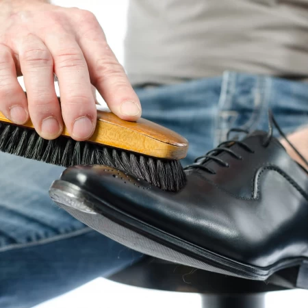 A Day in the Life of a NYC Shoe Shiner